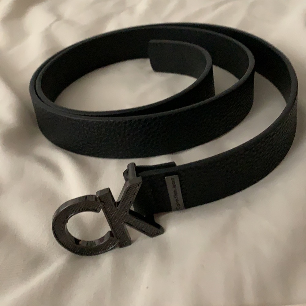Medium Calvin Klein belt